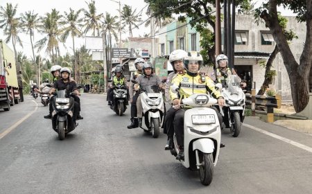 Polda Jatim Terjunkan 60 Personel Siaga 24 Jam Urai Kepadatan di Ketapang Banyuwangi